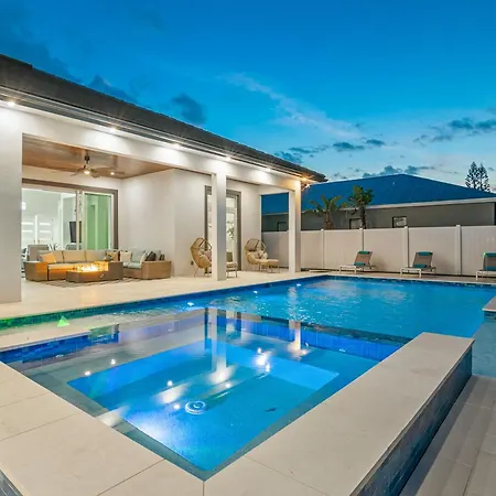 Diamond Blue Beach Home